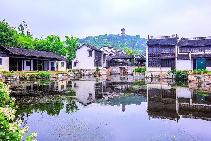 接过千元奖金像局奖杯般激动?当年中超可是五位数美金起步